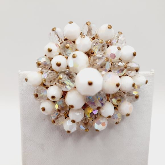 Vintage Beaded Brooch Clear & White AB Crystals Gold Tone Round 2 Inch - Picture 4 of 9